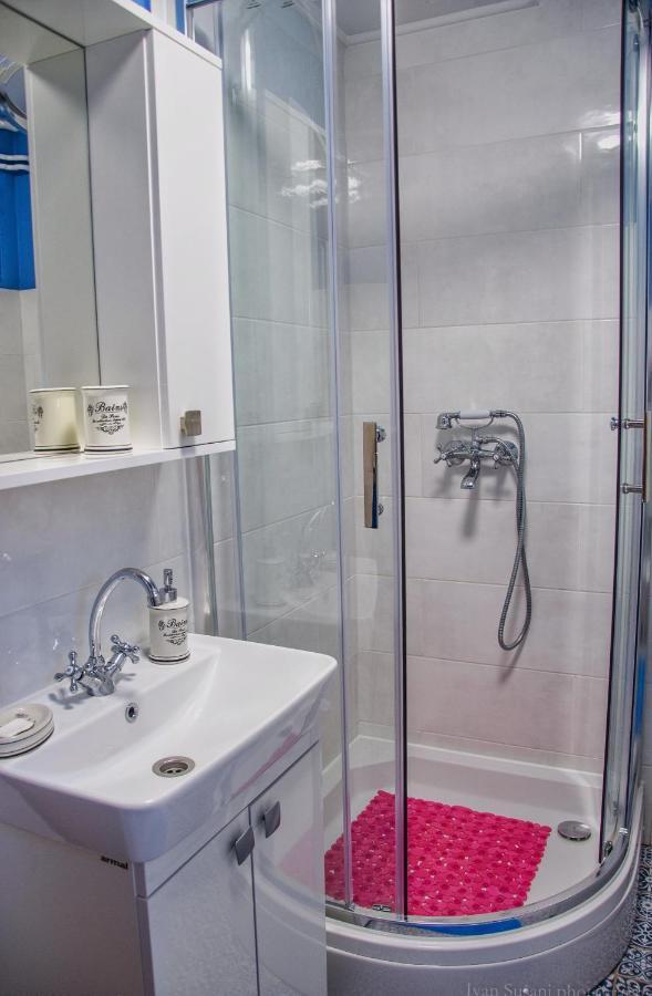 Apartment Rasce โอกูลิน ภายนอก รูปภาพ