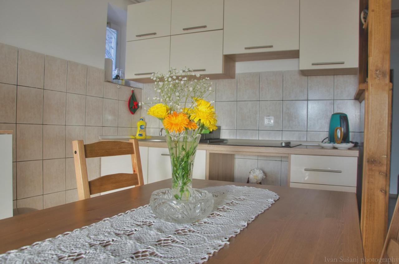 Apartment Rasce โอกูลิน ภายนอก รูปภาพ