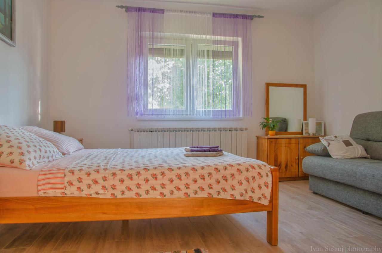 Apartment Rasce โอกูลิน ภายนอก รูปภาพ